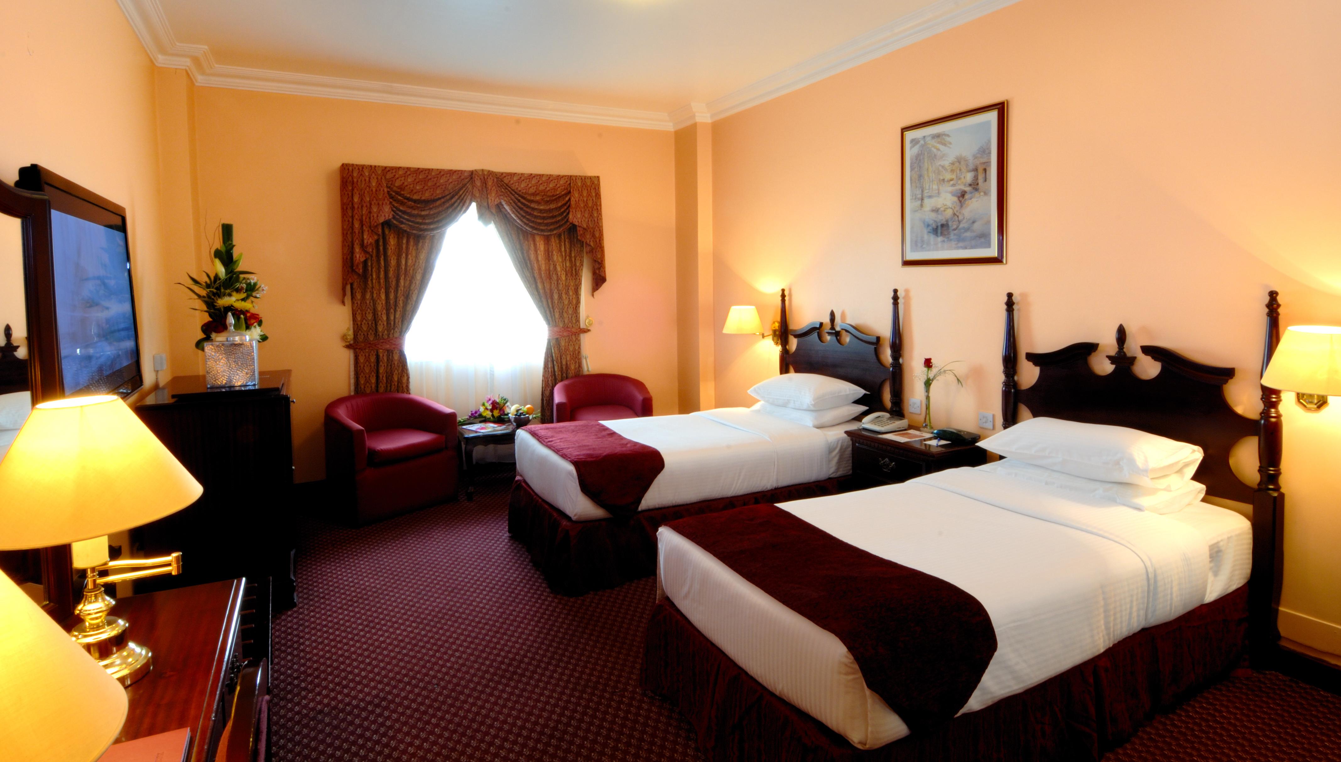 Delmon International Hotel Manama Extérieur photo