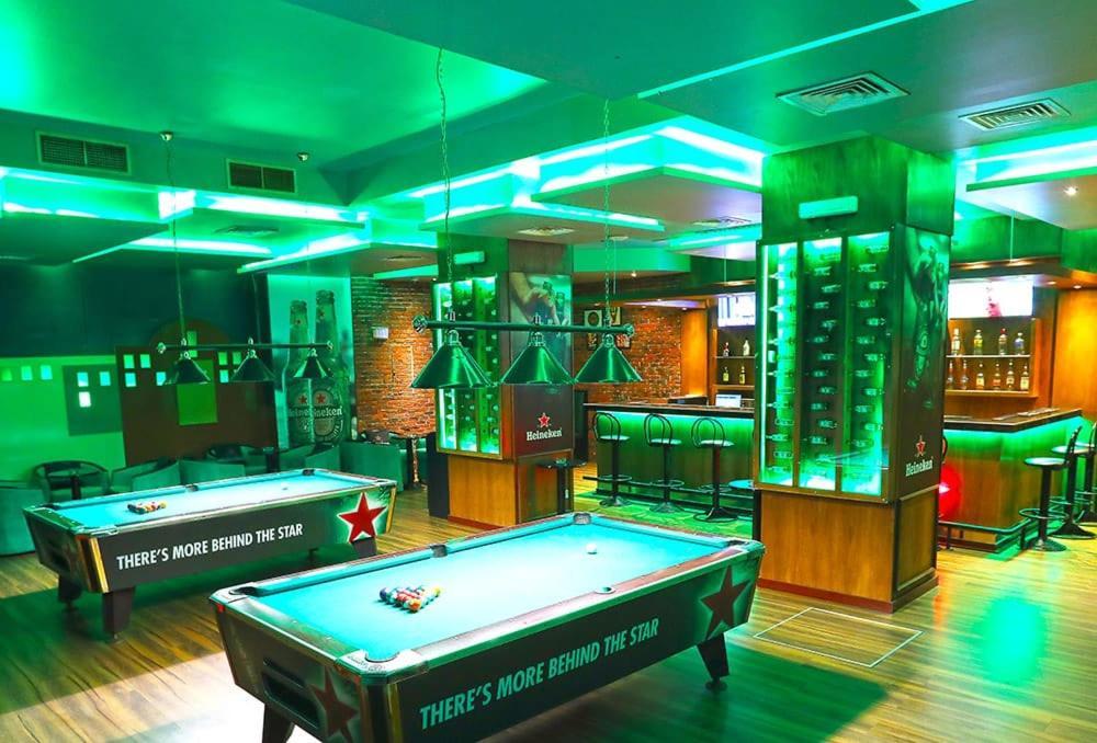 Delmon International Hotel Manama Extérieur photo