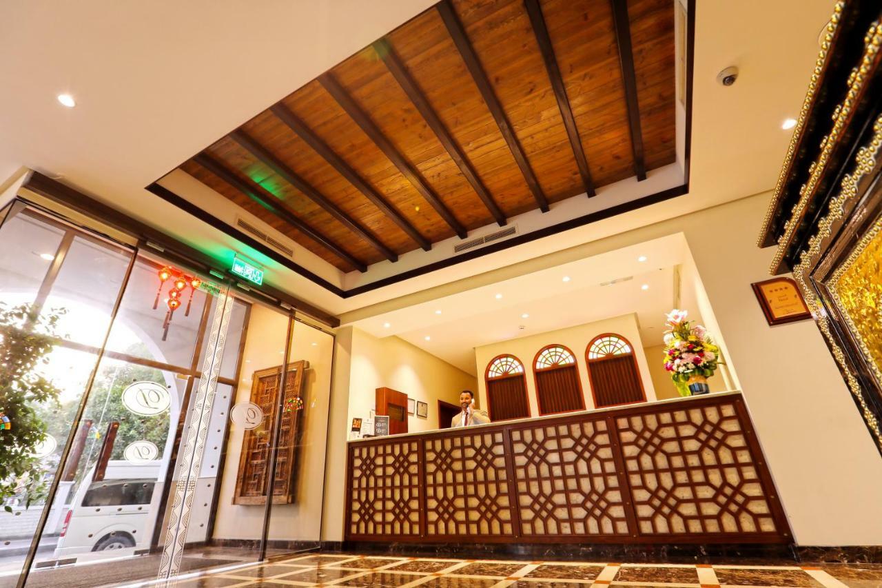 Delmon International Hotel Manama Extérieur photo