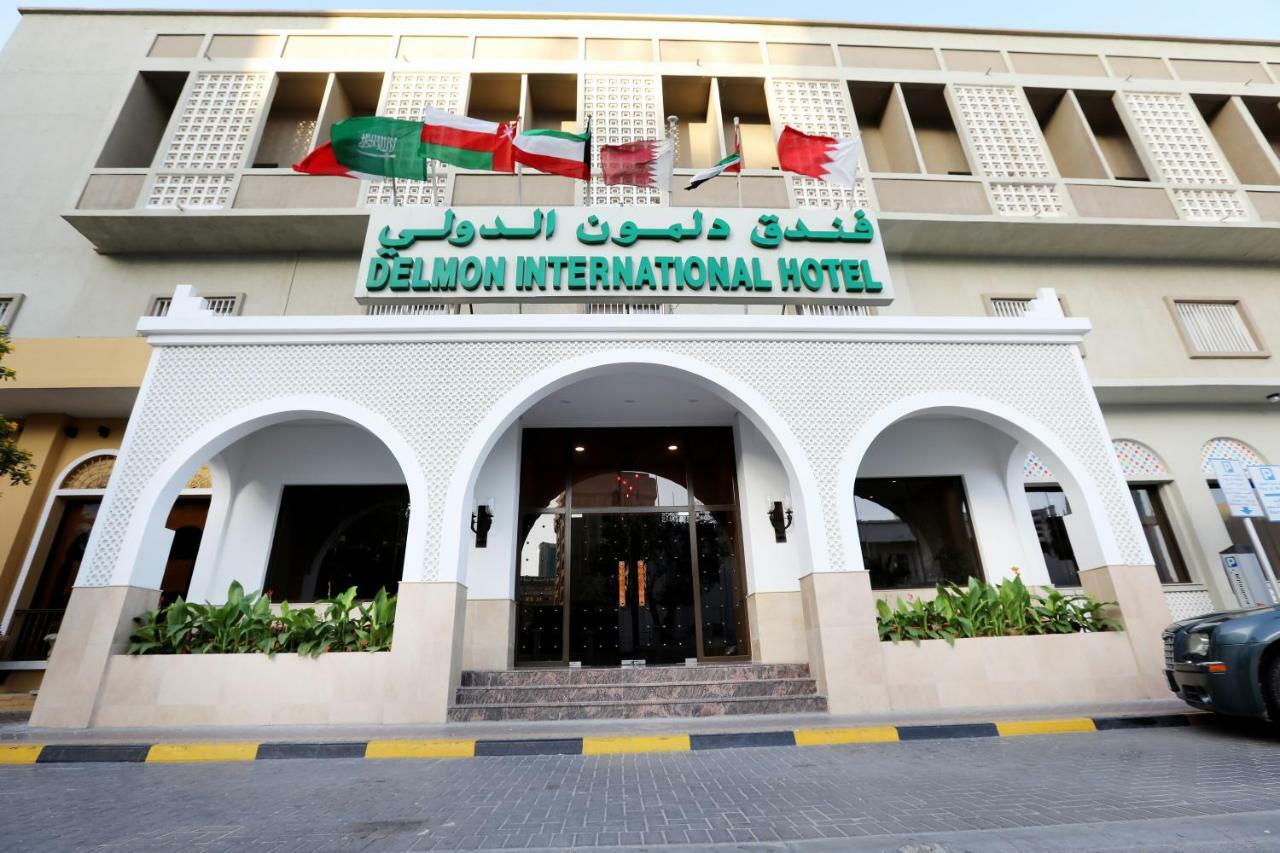 Delmon International Hotel Manama Extérieur photo