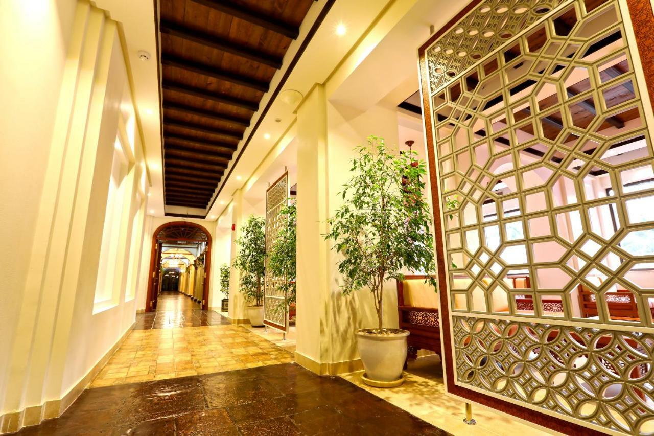 Delmon International Hotel Manama Extérieur photo